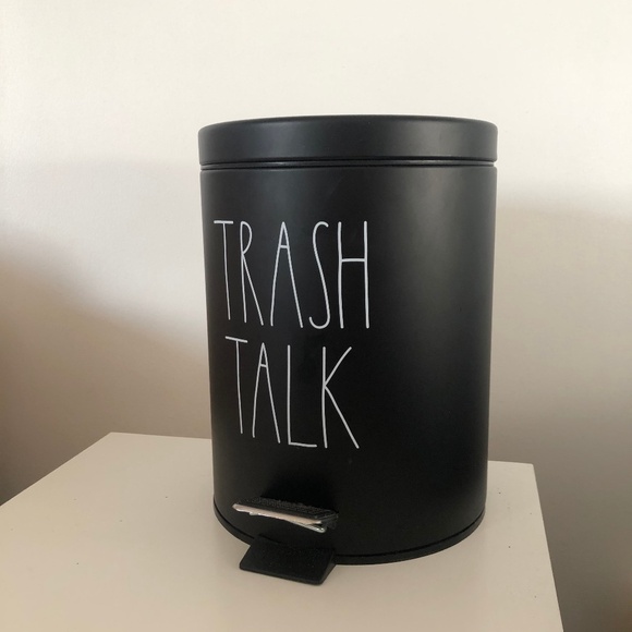 Rae Dunn pedal bin / trash can - Picture 1 of 4